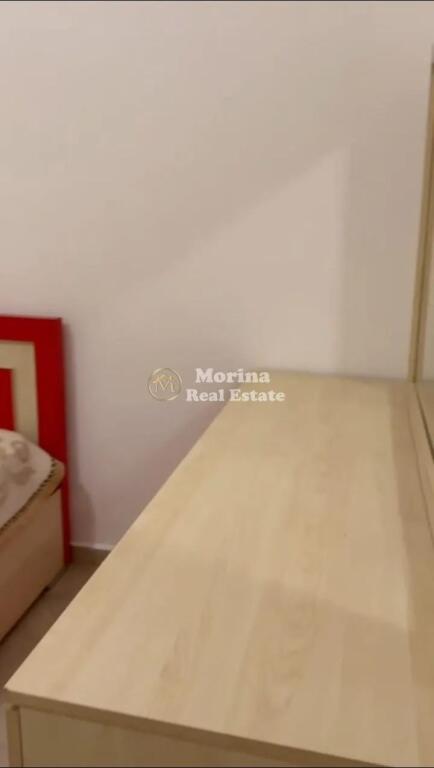 Qera, Apartament 1+1, Kopeshti zoologjik, 400 euro/muaj.