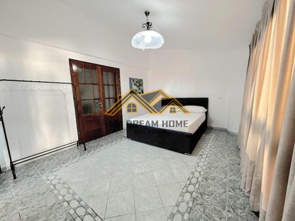 OKAZION SHITET PAPAFINGO 360m2 NE PLAZH, DURRES!