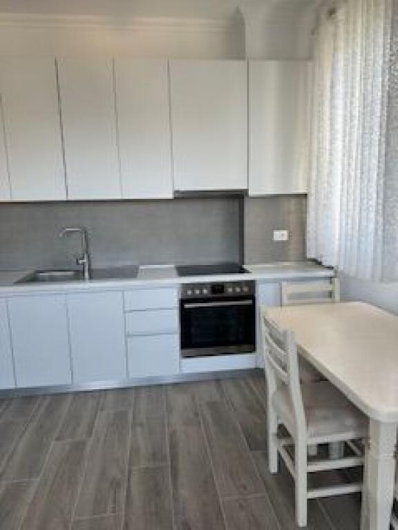 Apartment 2+1+parking in Kombinat with 450€