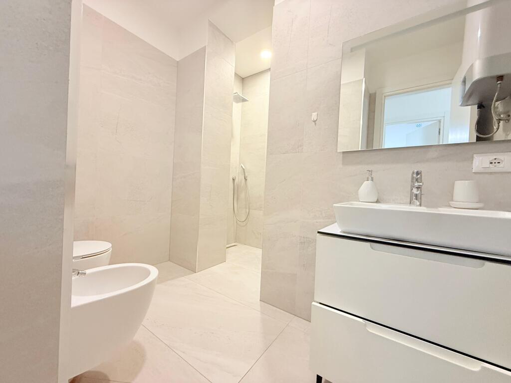 🏡 Apartament 2+1+2 me Post Parkimi – Rezidenca Forest, Liqeni i Thatë