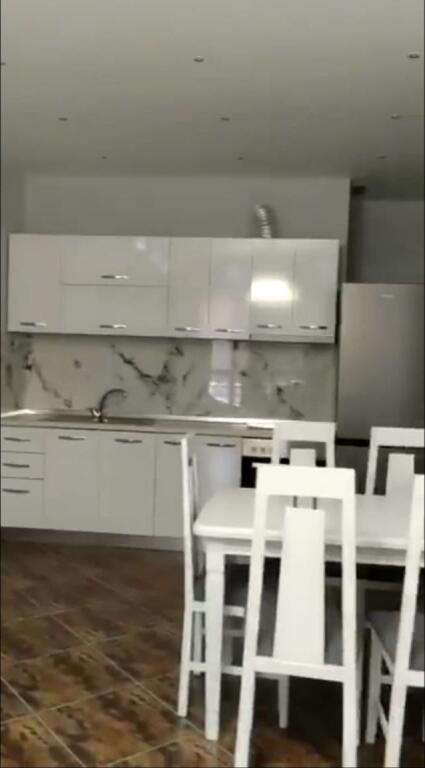 Casa in affitto, nel Pallat i Ri 2+1      ID 13928