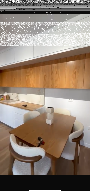 Apartament 2+1, Shkoze!