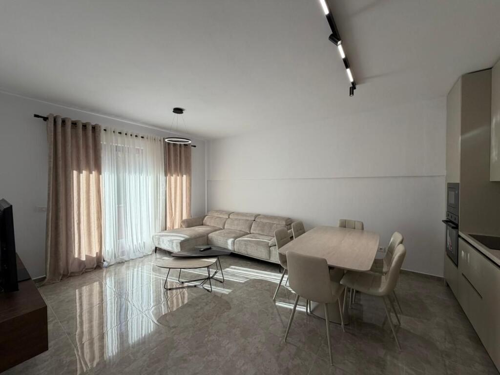 Appartamento 2+1 in affitto a Kodra e Diellit.