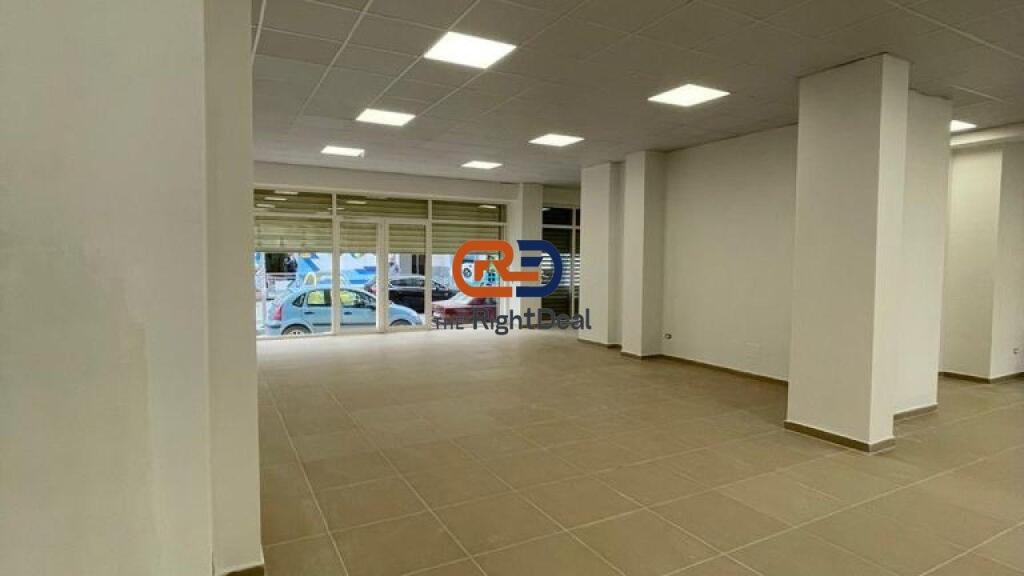 In Astir, Business Unit for Rent with Super Location!!!