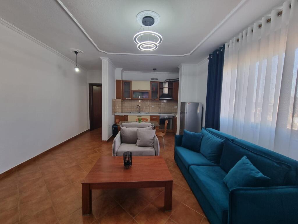 Apartament 1+1, Myslym Shyr!