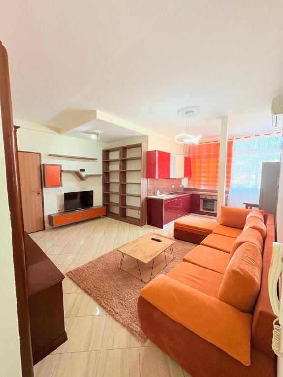 Jepet me Qira Apartament 1+1 perball Delijorgjit