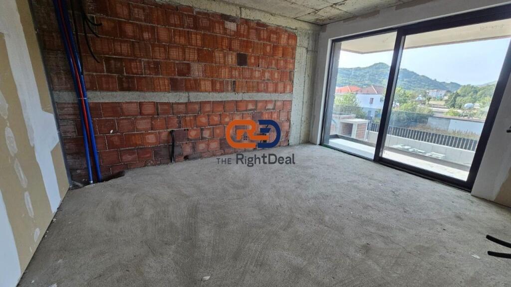 Tek Luminor Rezidence, Shitet Vile 3 Kateshe, Me Cmim Okazion!