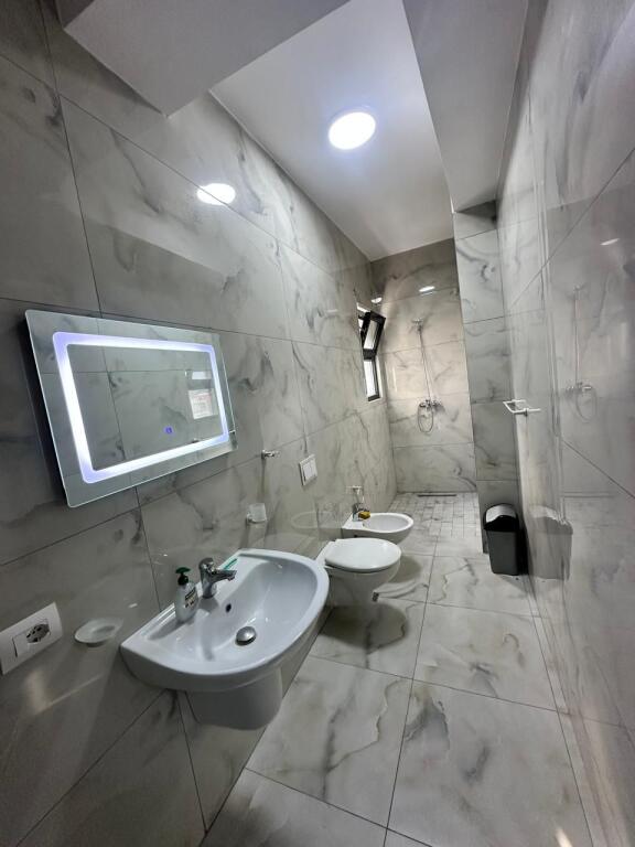 Appartamento 2+1+Balcone in Affitto a Astir