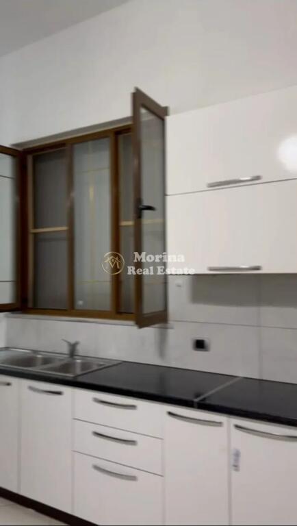 Qera, Apartament 1+1, Kopeshti zoologjik, 400 euro/muaj.