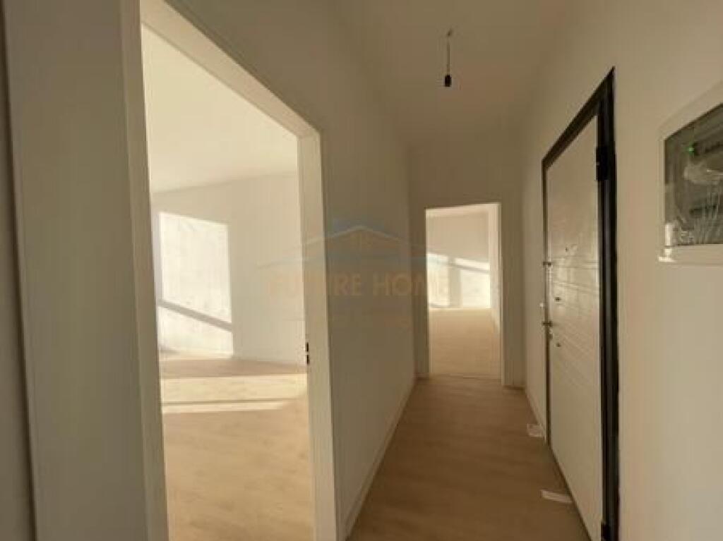Shitet, Apartament 1+1+ Post parkimi, Platinum Residence, Bulevardi i Ri, Tiranë