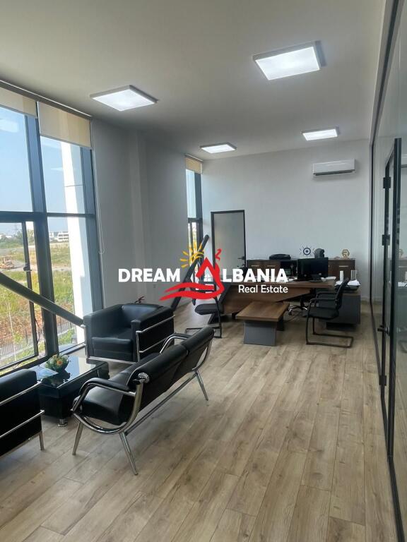 Locale ufficio di 200 m² e 2 posti auto inclusi in affitto a Mezez vicino a Top Channel (ID 42611168)