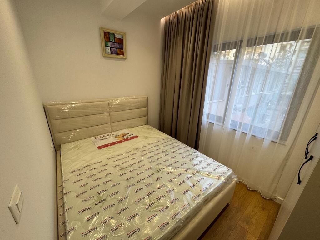 🏡 Shitet Apartament 1+1 në Komuna e Parisit