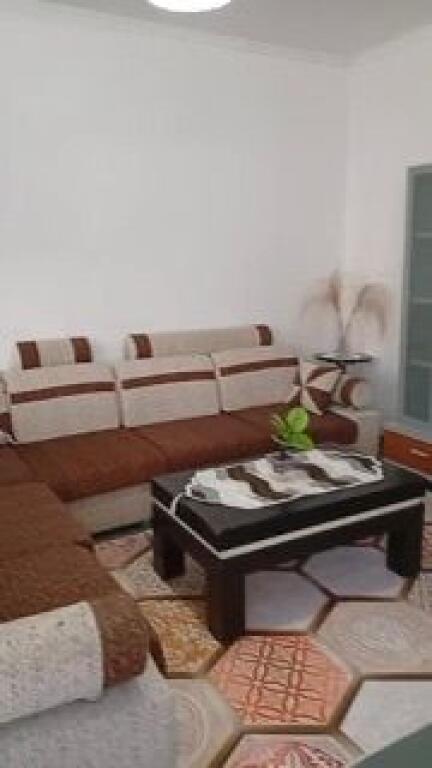 Apartament 2+1 në Astir me 500€