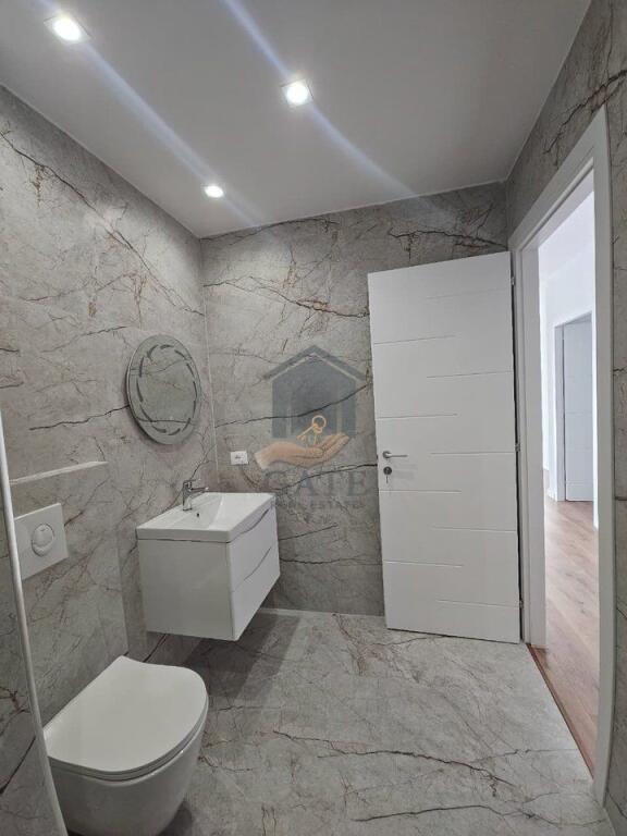 Apartament 2+1 për Shitje – Pranë Spitalit Rajonal, Durrës