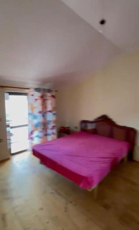 Jepet Apartament 2+1 me Qera tek Sofra e Ariut Tek Ekonomiku