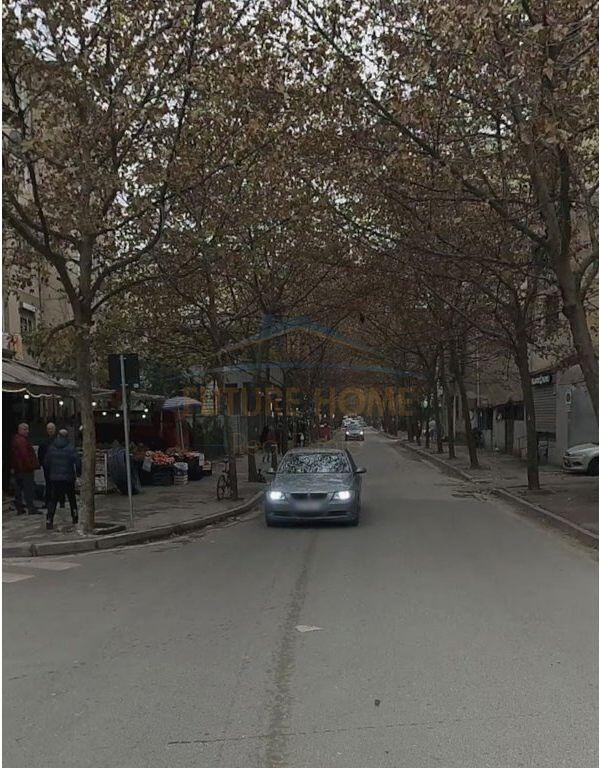 Ambiente Commerciale, Ndre Mjeda, Tirana