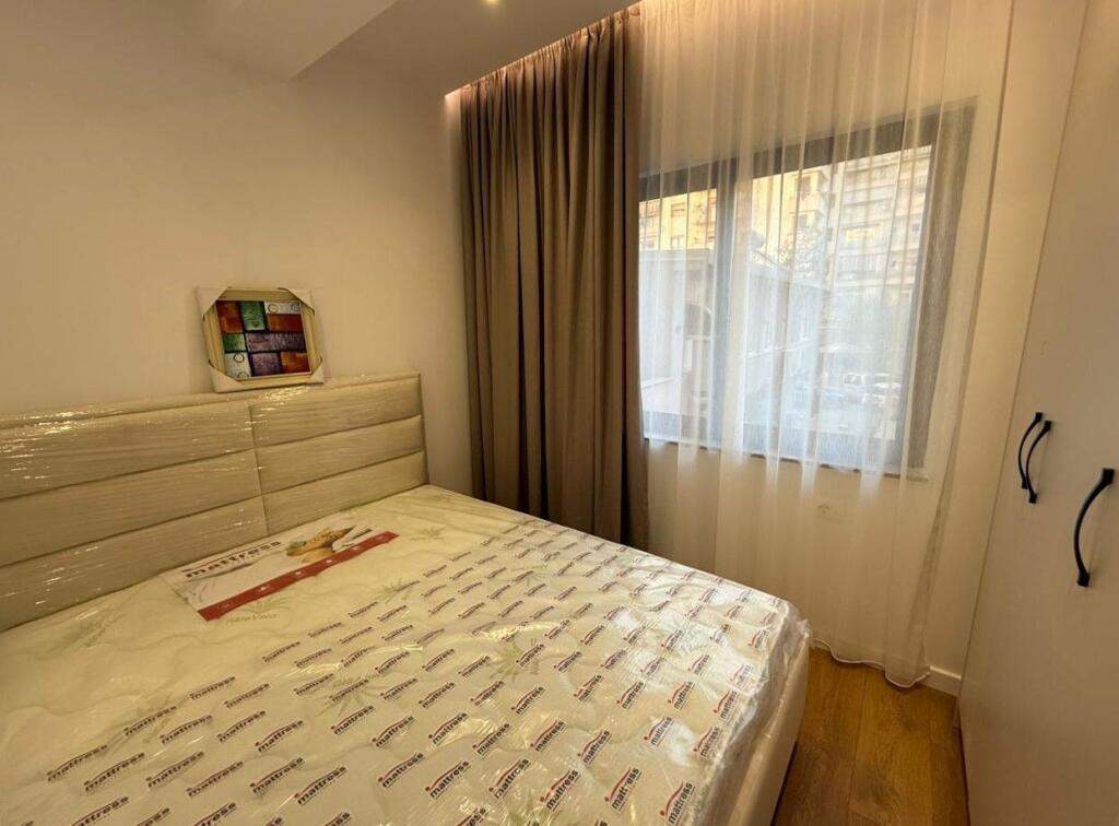 Apartment 1+1 for sale Komuna Parisit 140000 euro