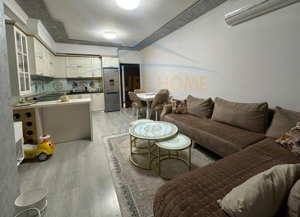 Qera , Apartament 2+1+2 Unaza e Re , Tiran