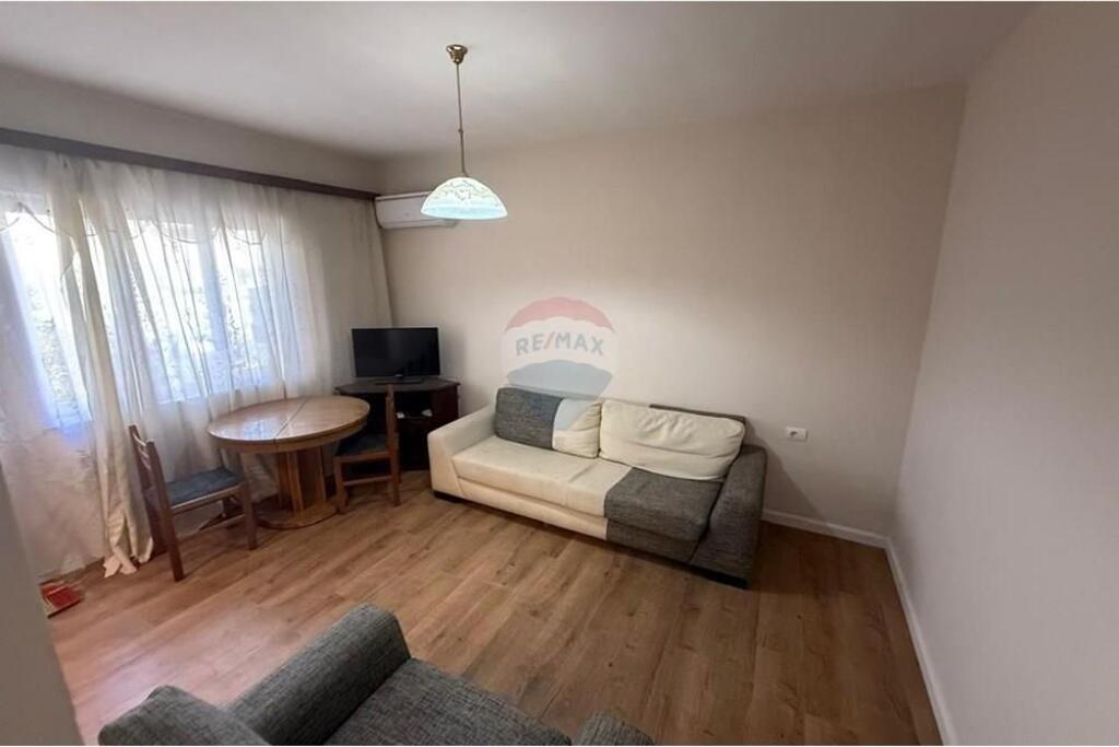 Apartament 3+1 tek Rruga e Durresit