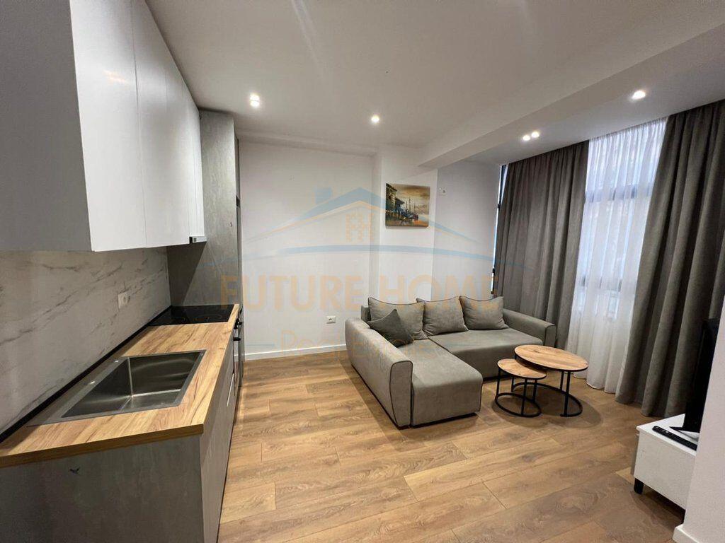 Shitet, Apartament 1+1, Komuna e Parisit, Tirane