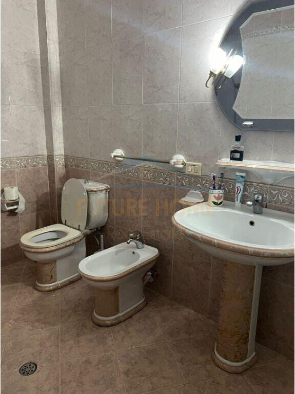 Qera, Apartament 2+1+2, Rruga Branko Kadia, Xhamlliku, Tirane