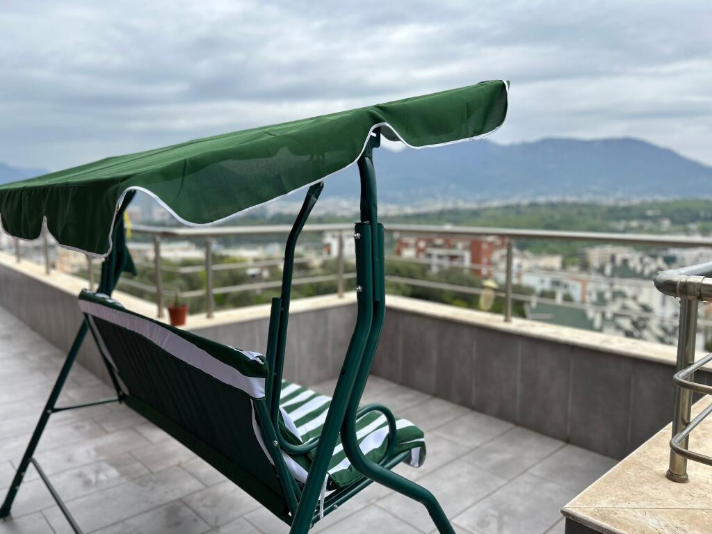 APPARTAMENTO 2+1 IN AFFITTO, CON VERANDA E VISTA SUL LAGO ASCIUTTO