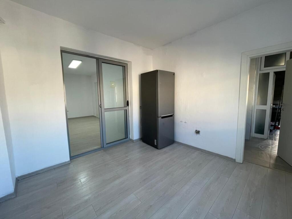 Ambient zyrash per qira ne Bllok.