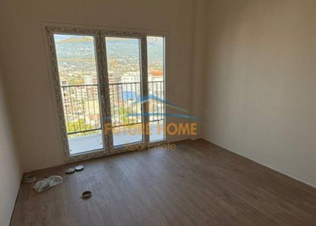 Shitet, Apartament 1+1, Ali Dem, Tirana.