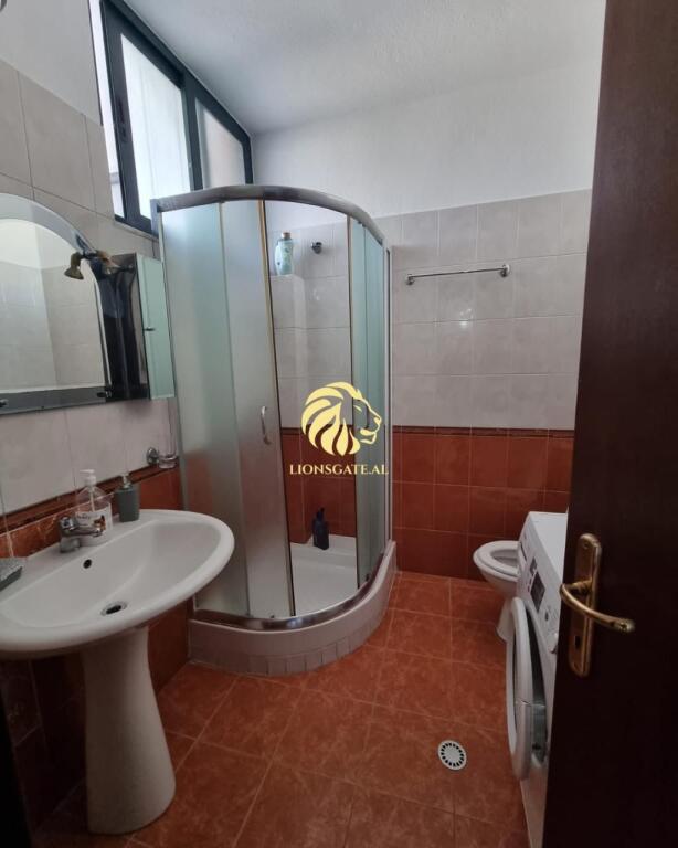🏡 APARTAMENT ME QIRA – RR. MYSLYM SHYRI