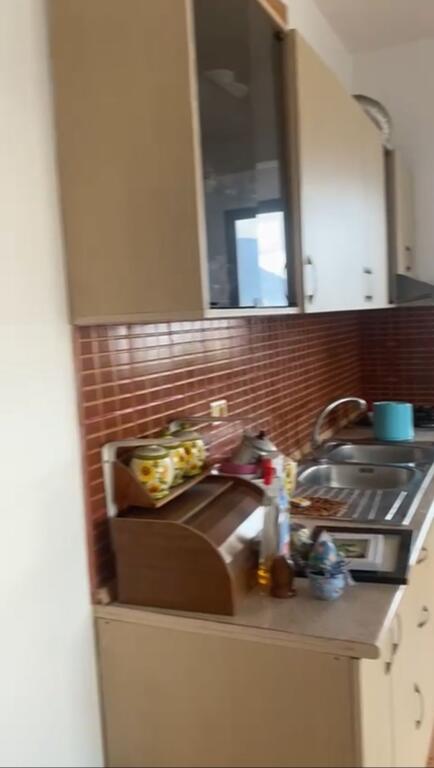 400 euro apartment 1+1 furnished in Yzberisht near Nela 6