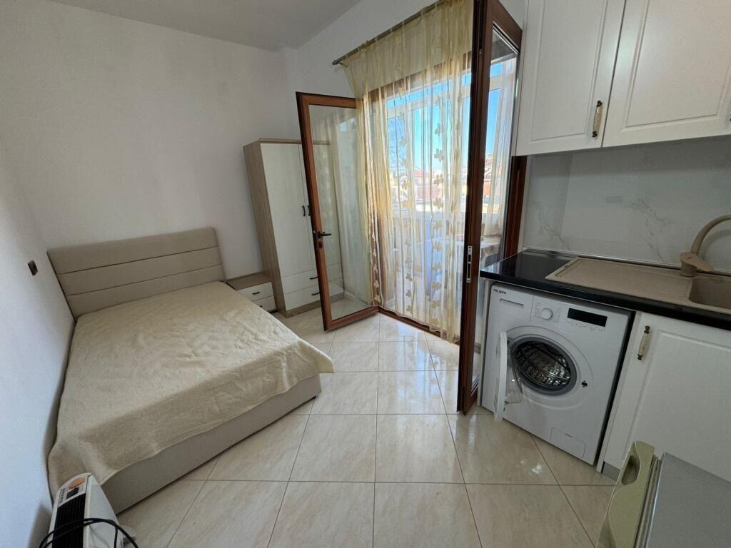 Garsionere me qira te rrethi i Shkozes