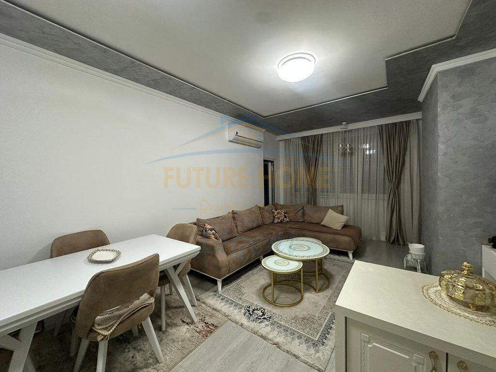 Qera , Apartament 2+1+2 Unaza e Re , Tirane