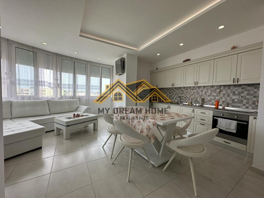 SHITET APARTAMENT 2+1 PLAZH DURRES