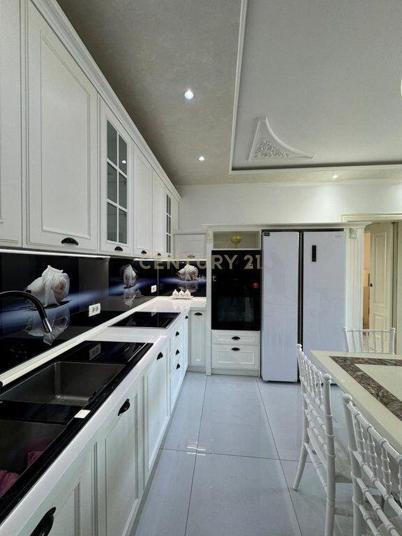 Appartamento 2+1+2+2 Posti Auto in vendita nella zona di Oxhak