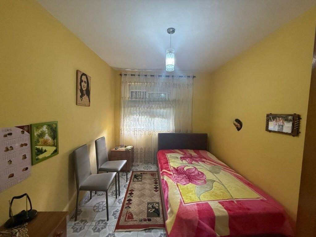 JEPET ME QIRA APARTAMENT 2+1 PRANE SHKOLLES "NIKET DARDANI" 500 € /Muaj