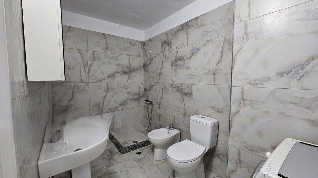 JAPIM ME QIRA APARTAMENT 2+1 NE KOMUNEN E PARISIT! 800 € /Muaj