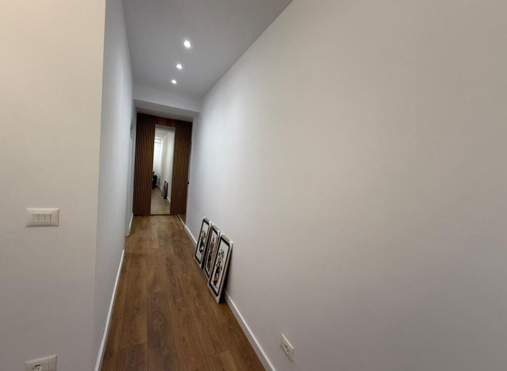 Apartment 1+1 for sale Komuna Parisit 145000