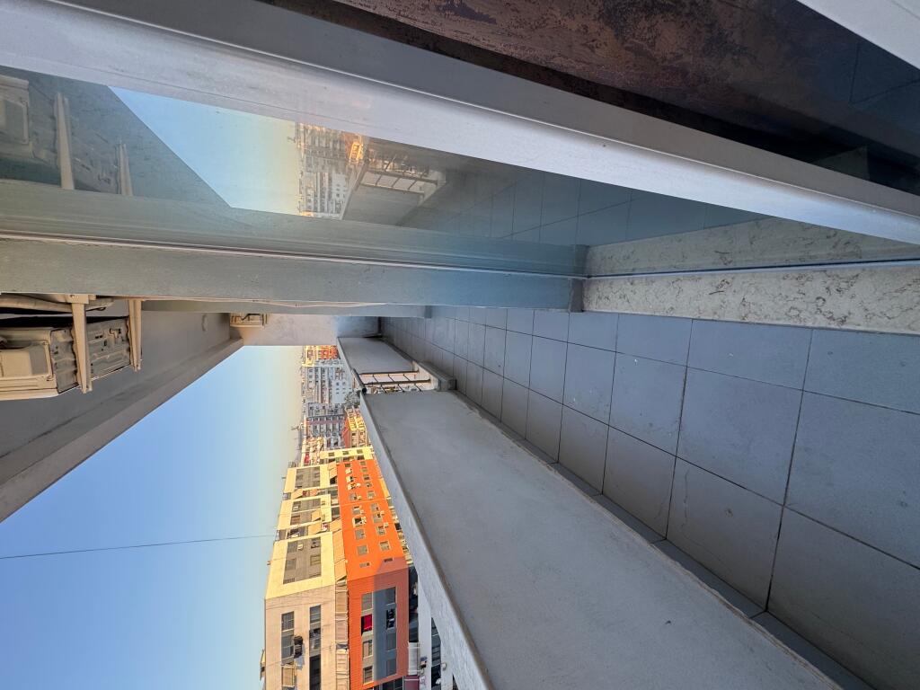 Appartamento 1+1 ad Astir a Nela 5   6° piano palazzo nuovo con ascensore  Arredato  Prezzo 450€