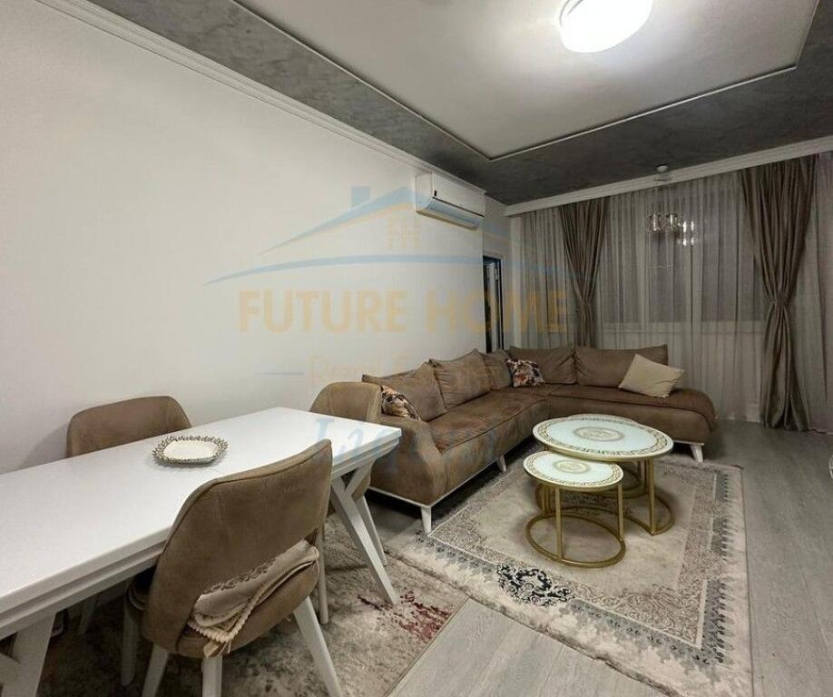 Qera , Apartament 2+1+2 Unaza e Re , Tiran