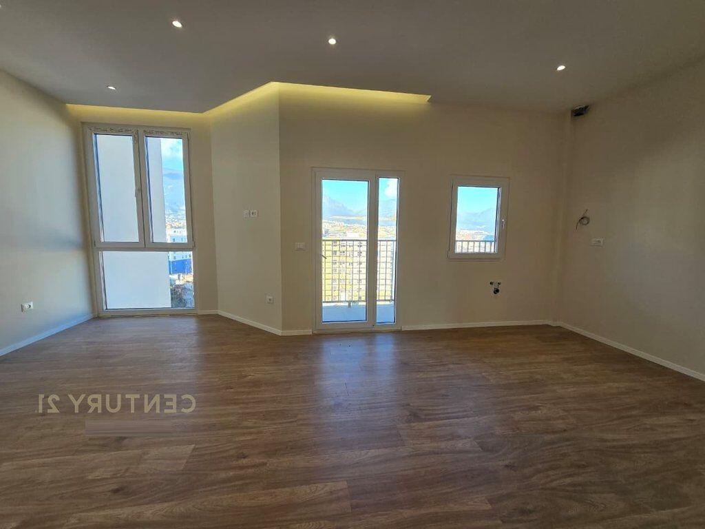 Apartament 1+1 Për Shitje në Ali Demi