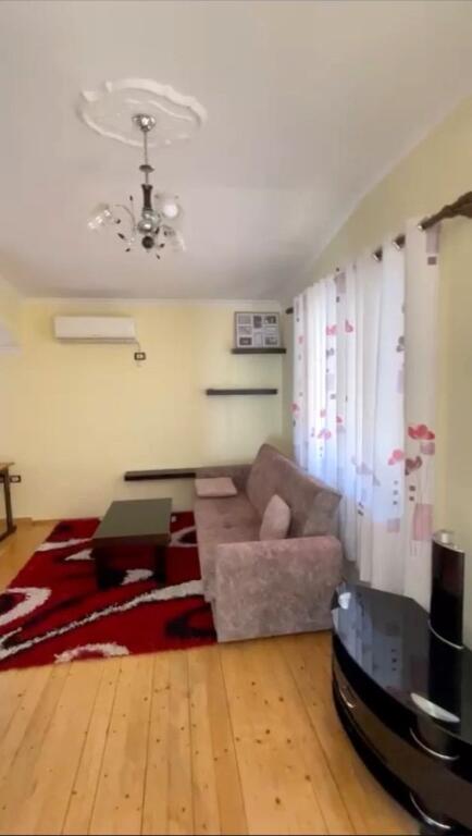 Jepet Apartament 2+1 me Qera tek Sofra e Ariut Tek Ekonomiku