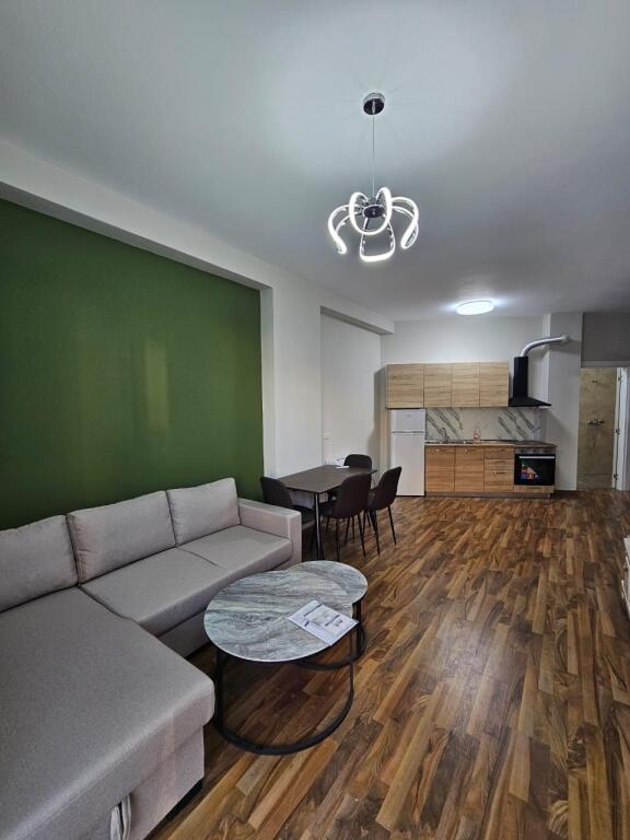 Apartament modern 1+1 tek Ish Fusha e Aviacionit!
