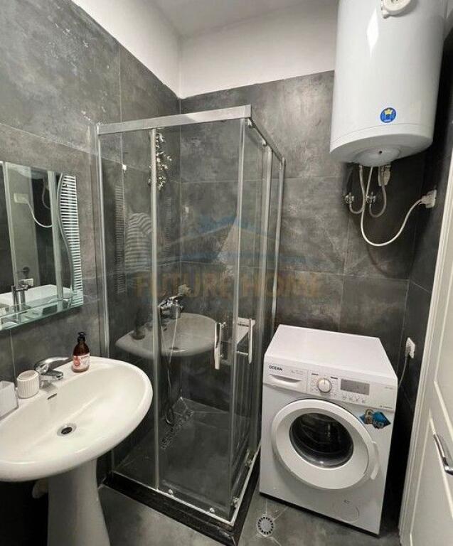Shitet, Apartament 1+1, Unaza e Re,Tirana.