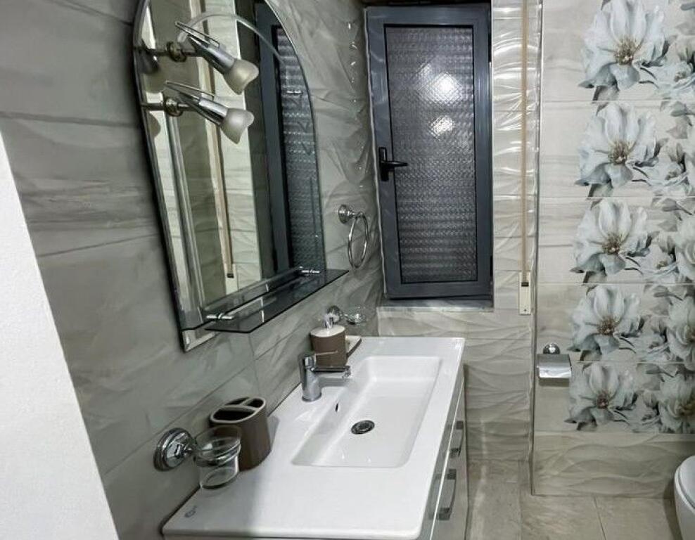 🏙️ APARTAMENT 2+1+2 ME QIRA – KOMUNA E PARISIT!!