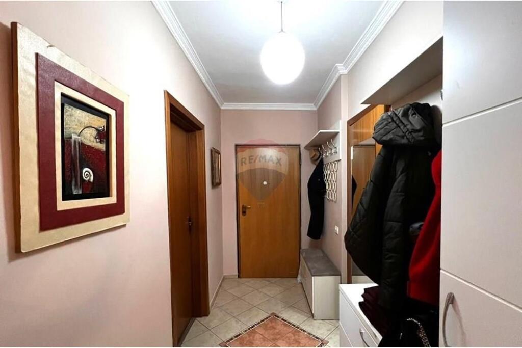 Apartament 2+1 me qira te Selvia