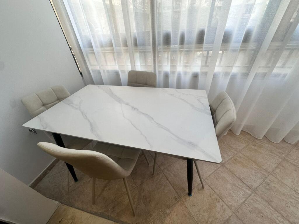 Shitet apartsment 1+1 tek komuna e Parisit