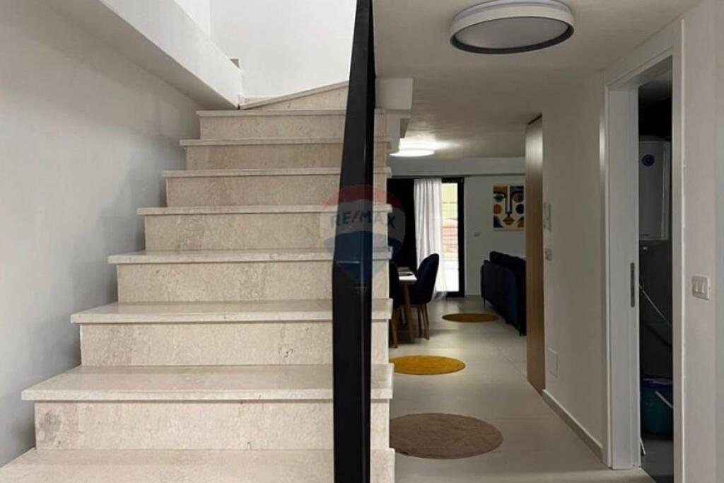 Duplex for rent in Kodra e Diellit!