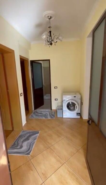 Jepet Apartament 2+1 me Qera tek Sofra e Ariut Tek Ekonomiku