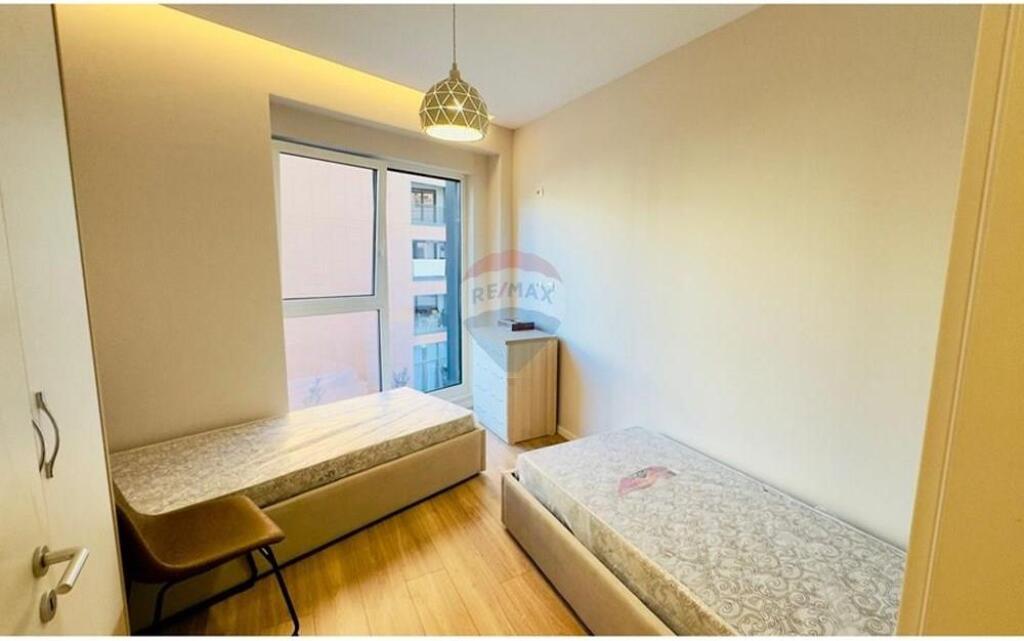 Appartamento 2+1+2+P in vendita a Bulevardi Ri