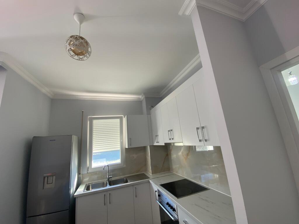🏠 Jepët Apartament 1+1 me Qera mbi Fushën Ali Demit, Tiranë